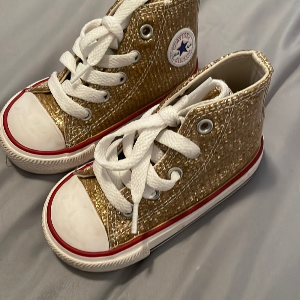 Like new gold converse